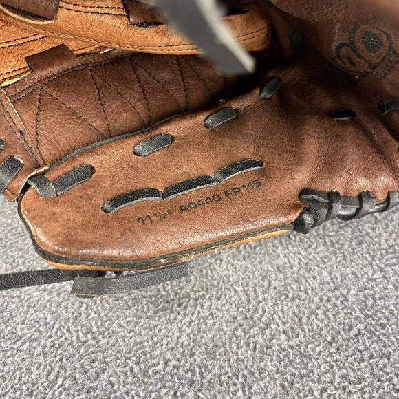 Wilson A440 11.5” Girl’s Monster Web Fastpitch Softball Glove Left Hand FP 115 - Picture 9 of 9